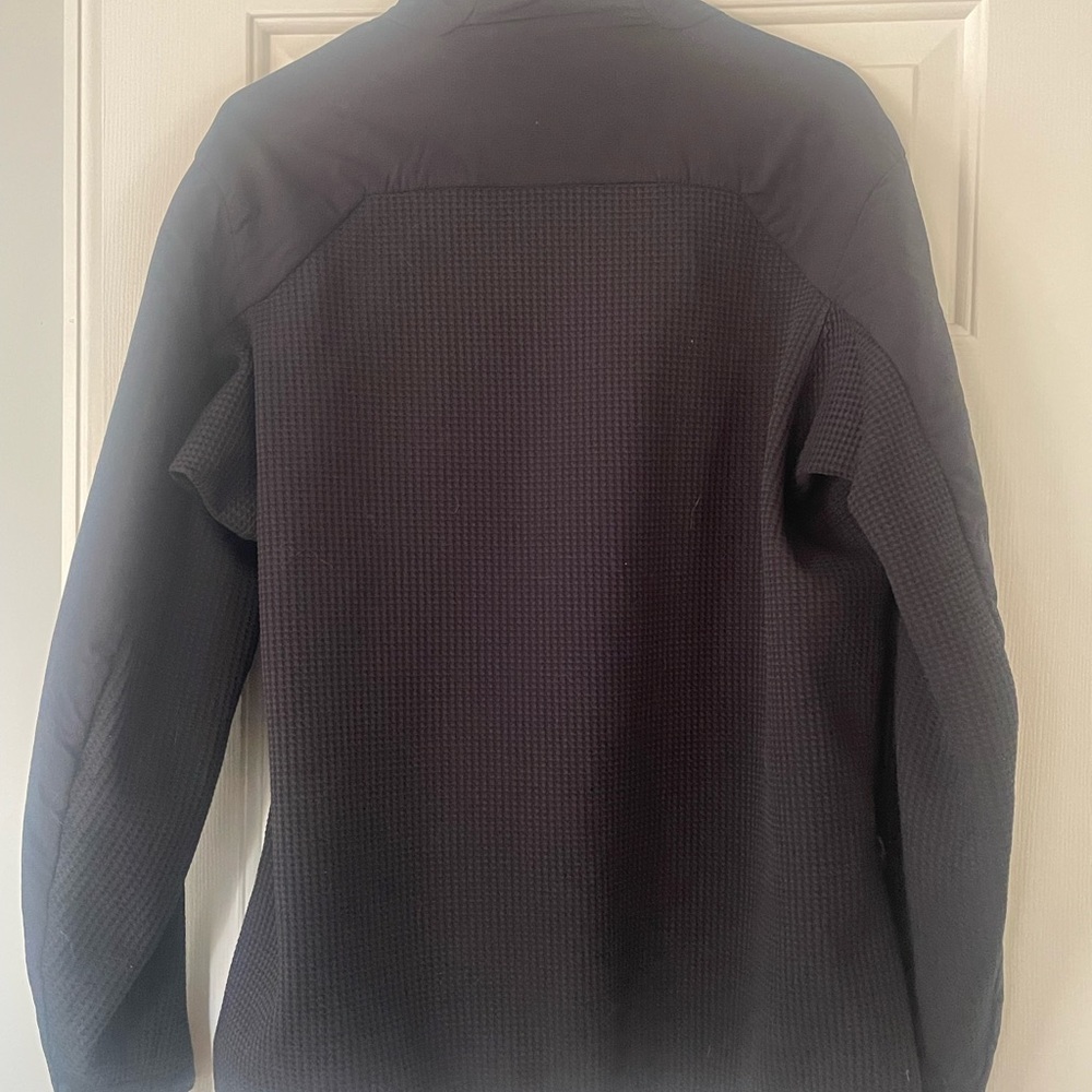 Men’s Patagonia knit zip-up jacket